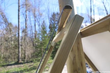 Načrtno in predrzno uničevanje opreme na novi kolesarski povezavi Kamnik–Godič (11)